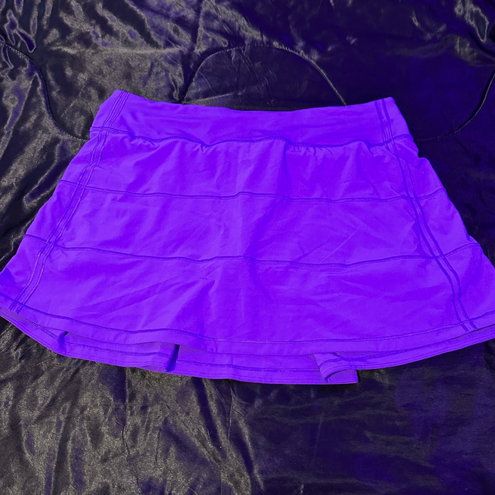 lululemon pace rival skirt 10 Tall
Atomic purple